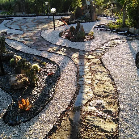 Gardenrocks *